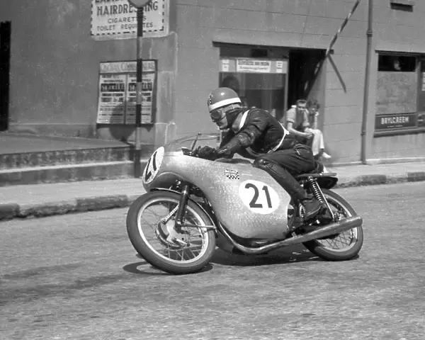 Mike Hailwood (Paton) 1958 Ultra Lightweight TT