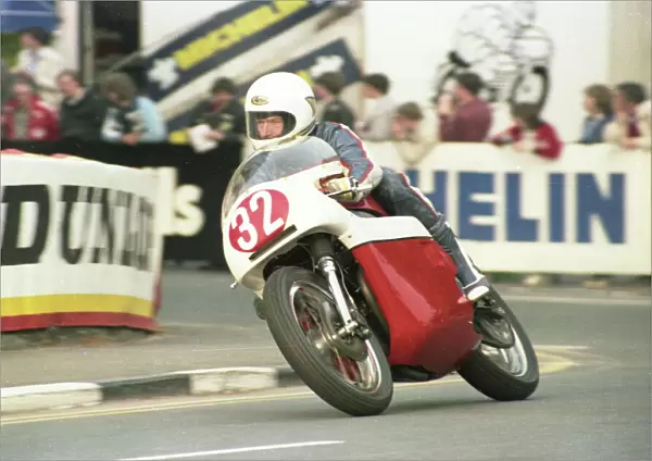 Dave Ashton (BSA) 1983 Formula One TT