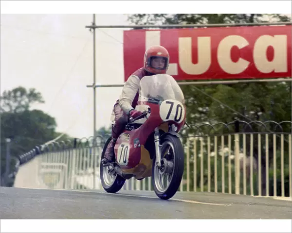 Derek Huxley (Yamaha) 1976 Classic TT