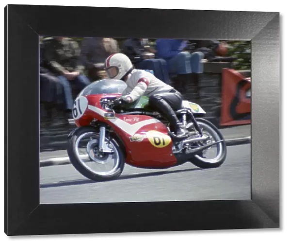 Ernie Pitt (TWS Suzuki) 1974 Senior TT