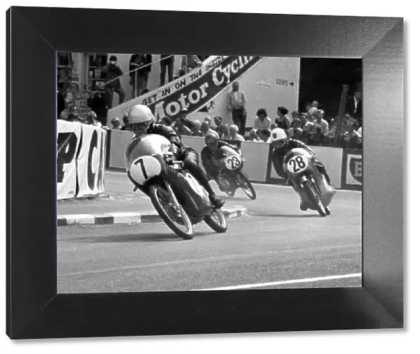 Barry Smith Derbi John Lawley Honda 1967 50cc TT