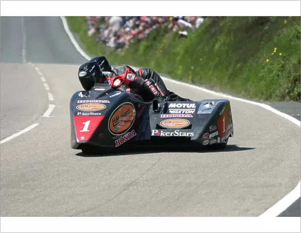 Dave Molyneux at Creg ny Baa: 2007 Sidecar race B