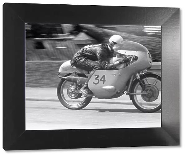 Ernst Degner on Ballanard Road: 1959 Lightweight TT
