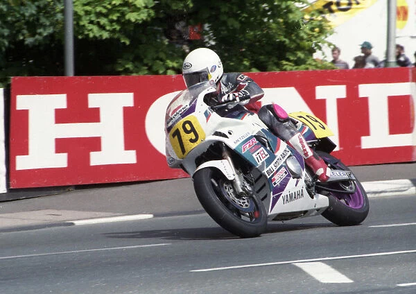 Hugh Reynolds (Yamaha) 1994 Supersport TT