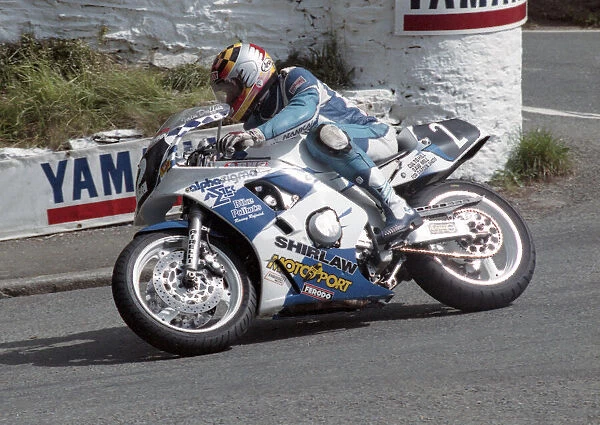 Iain Duffus (Yamaha) 1993 Supersport 400 TT