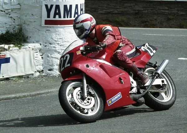 John Donnan (Suzuki) 1993 Supersport 400 TT