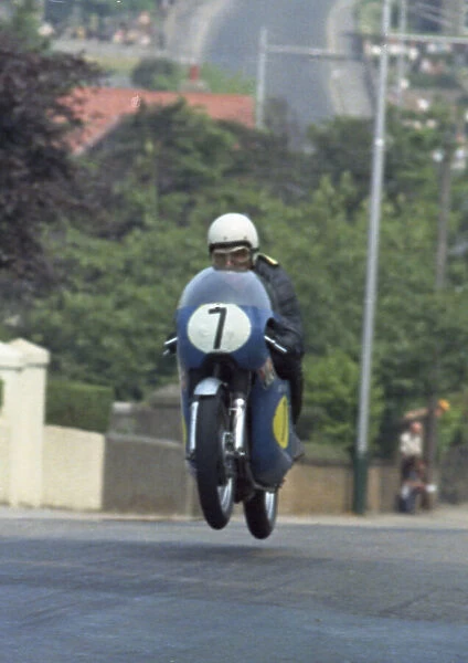 Paul Smart (Seeley) 1970 Senior TT