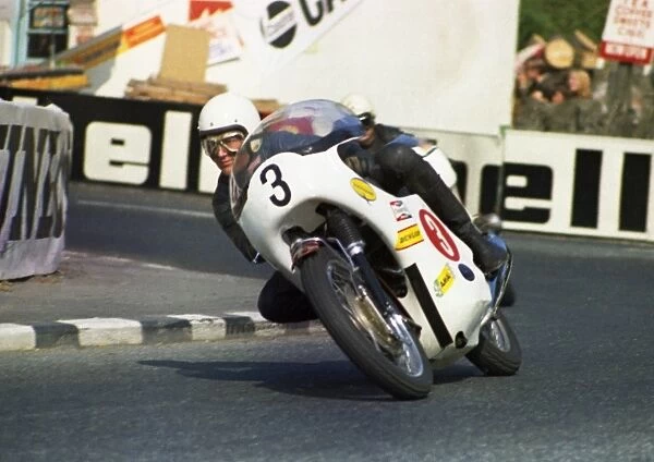 Paul Smart (Triumph) 1970 Production TT