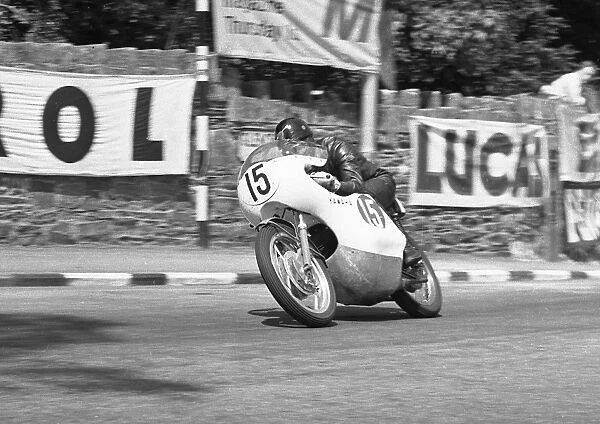 Tony Godfrey leaves Governors Bridge: 1963 Lightweight TT