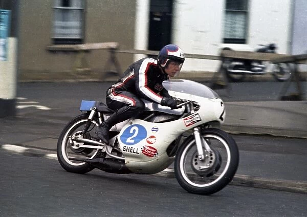 Tony Jefferies (Yamsel) 1971 Junior TT