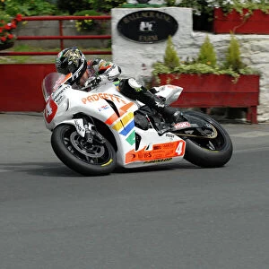 2010 TT win No. 4 Ian Hutchinson (Honda) 2010 Superstock TT