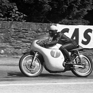 Derek Minter (Norton) 1960 Junior TT
