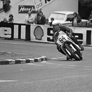 Eddie Moore (Suzuki) 1975 Senior Manx Grand Prix