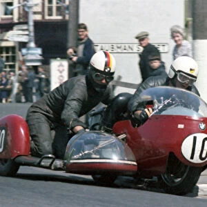 Harold Wohlfahrt & Heinrich Vester (BMW) 1967 Sidecar TT