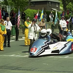 John Holden & Craig Hallam (Yamaha) 2002 Sidecar TT