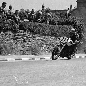 Johnny Lockett (Norton) 1950 Senior TT