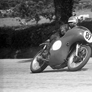 Len Ireland (Norton) 1961 Junior TT