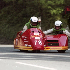 Lenny Pallister & Ian Marriner (Yamaha) 1993 Sidecar TT