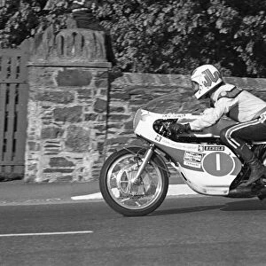 Mick Grant (Yamaha) 1973 Junior TT