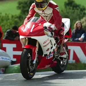 Peter McGee (Yamaha) 1998 Production TT