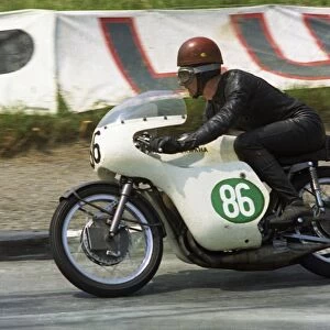 Ray Ashcroft (Yamaha) 1970 Lightweight TT