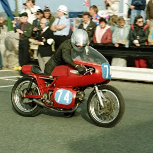 Vin Duckett (Aermacchi) 1984 Historic TT