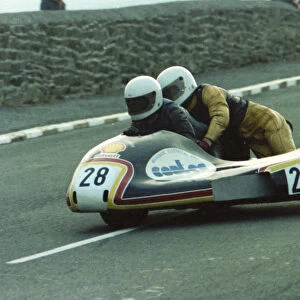 Wallace Coates & Ernie Coates (Windle Yamaha) 1980 Sidecar TT