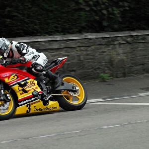 Wayne Kirwan (Yamaha) 2012 Senior Manx Grand Prix
