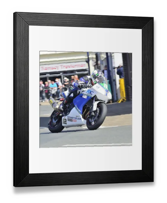Framed Print : Dean Harrison 2014 Lightweight TT