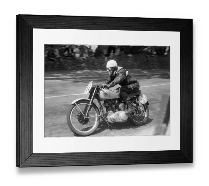 Framed Print : Owen Greenwood (BSA) 1952 Junior Clubman TT Framed Print : Owen Greenwood (BSA) 1952 Junior Clubman TT