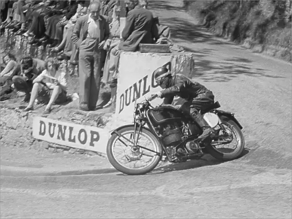 Freddie Frith at Governors Bridge: 1949 Junior TT