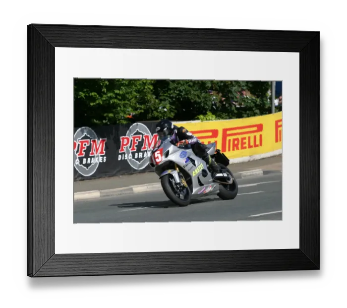 Framed Print : Bruce Anstey (Suzuki) 2003 Production 1000 TT Framed Print : Bruce Anstey (Suzuki) 2003 Production 1000 TT