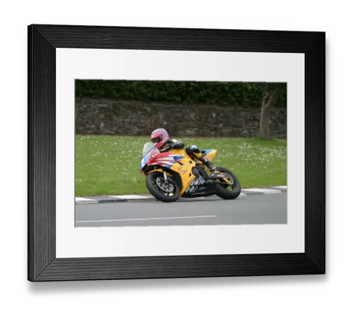 Framed Print : Jim Moodie (Triumph) 2003 Junior TT Framed Print : Jim Moodie (Triumph) 2003 Junior TT