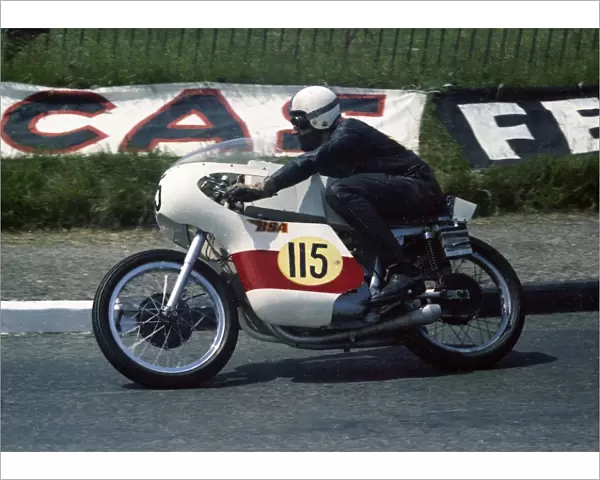 Hugh Evans (MV A50) 1967 Senior TT
