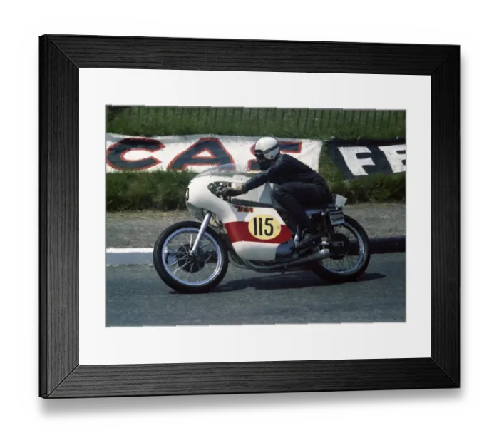 Framed Print : Hugh Evans (MV A50) 1967 Senior TT Framed Print : Hugh Evans (MV A50) 1967 Senior TT