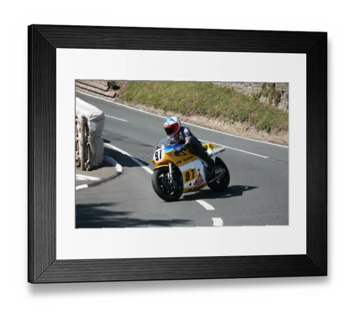 Framed Print : Geoff McMullan (Suzuki) 2007 Parade Lap Framed Print : Geoff McMullan (Suzuki) 2007 Parade Lap
