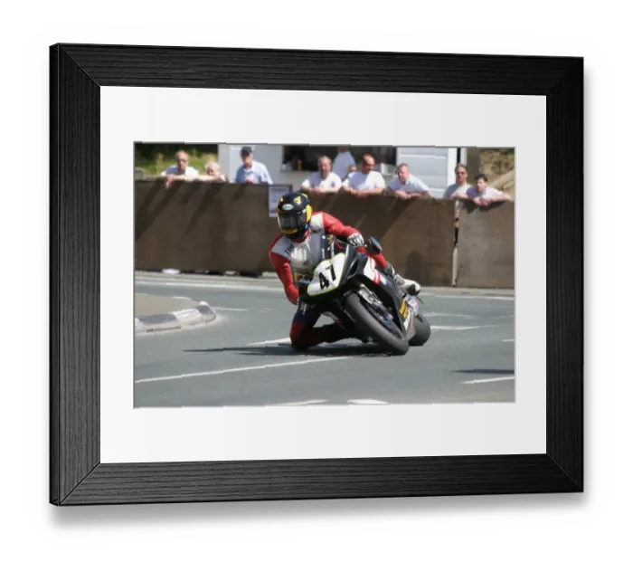 Framed Print : Tim Poole (Yamaha) 2006 Superbike TT Framed Print : Tim Poole (Yamaha) 2006 Superbike TT