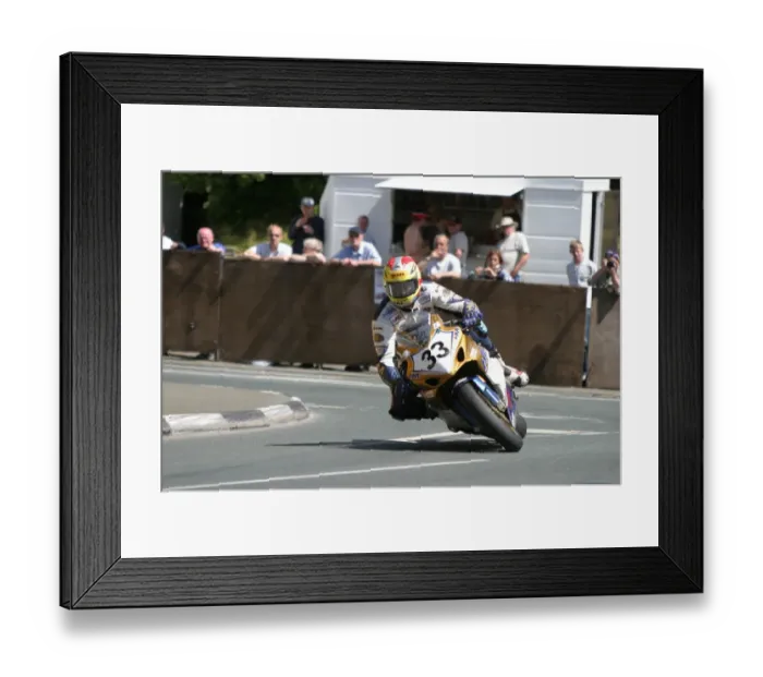Framed Print : John Burrows (Suzuki) 2006 Superbike TT Framed Print : John Burrows (Suzuki) 2006 Superbike TT