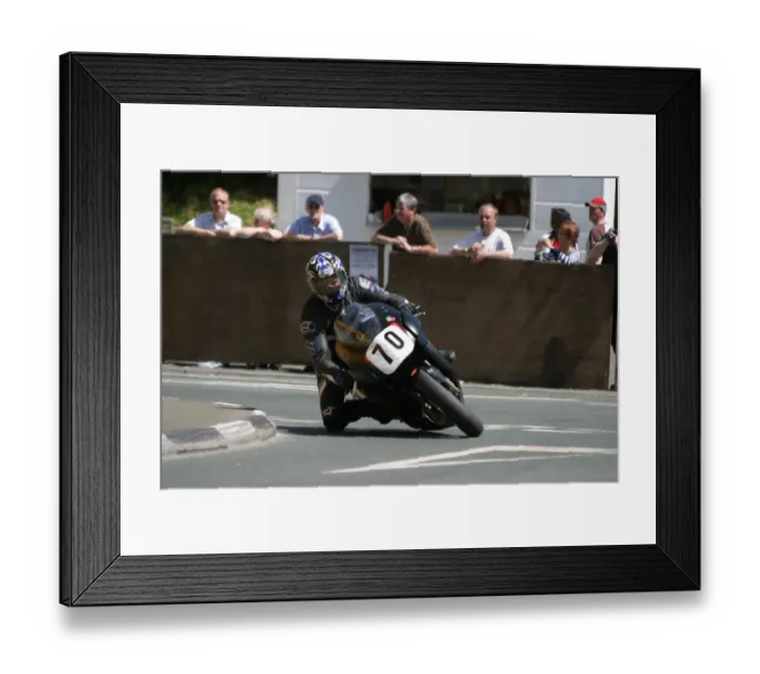 Framed Print : Mike Hose (Aprilia) 2006 Superbike TT Framed Print : Mike Hose (Aprilia) 2006 Superbike TT