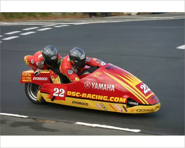 Glyn Jones & Ivan Murray (Yamaha) 2005 Sidecar TT