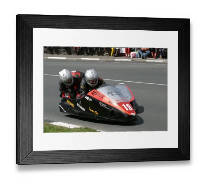 Framed Print : Tony Thirkell & Roy King (DMR Honda) 2004 Sidecar TT Framed Print : Tony Thirkell & Roy King (DMR Honda) 2004 Sidecar TT