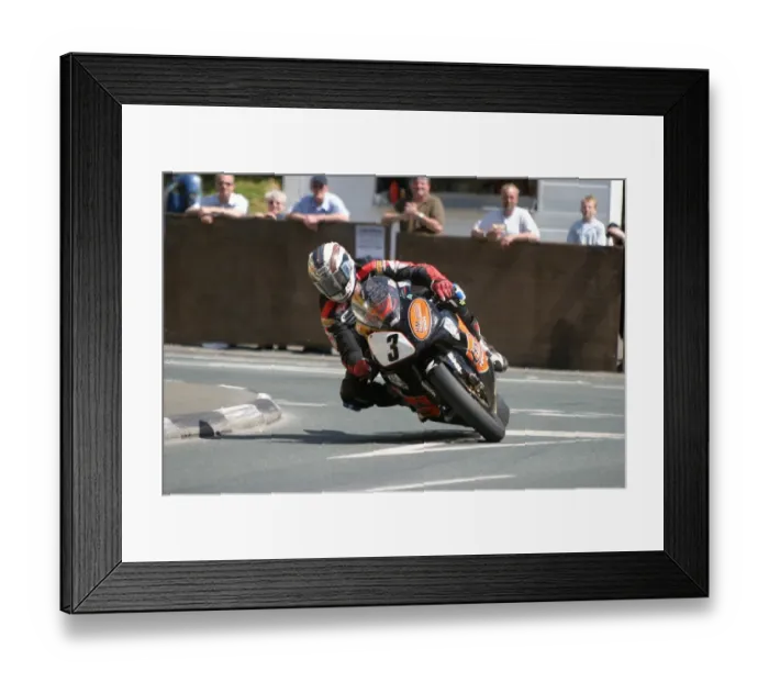 Framed Print : John McGuinness (Honda) 2006 Superbike TT Framed Print : John McGuinness (Honda) 2006 Superbike TT
