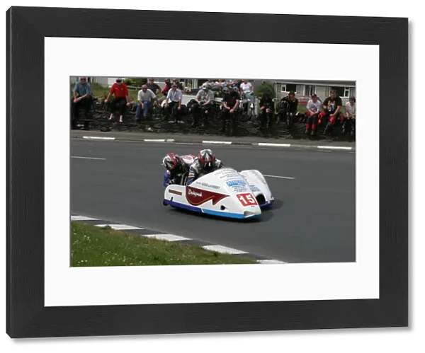 Greg Lambert & Ivan Murray (Honda) 2004 Sidecar TT