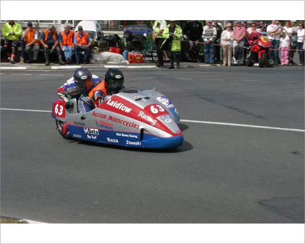 Andy Laidlow & Helen Sutherland (Baker Yamaha) 2004 Sidecar TT