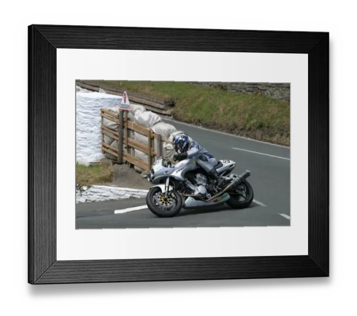 Framed Print : Fabrice Miguet (Voxan) 2004 Formula One TT Framed Print : Fabrice Miguet (Voxan) 2004 Formula One TT