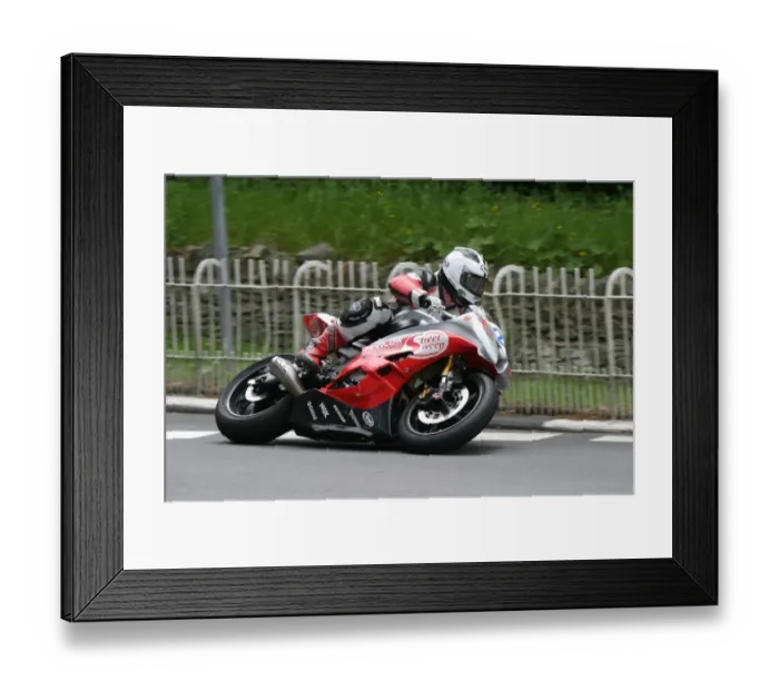 Framed Print : Michael Dunlop (Yamaha) 2008 Supersport TT