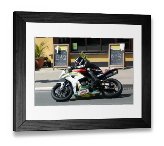 Framed Print : Sergio Romero (Honda) 2008 Supersport TT Framed Print : Sergio Romero (Honda) 2008 Supersport TT