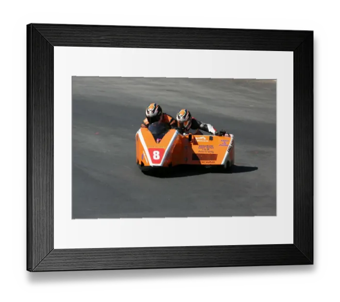 Framed Print : Roy Hanks & Dave Wells (DMR Suzuki) 2008 Sidecar TT Framed Print : Roy Hanks & Dave Wells (DMR Suzuki) 2008 Sidecar TT