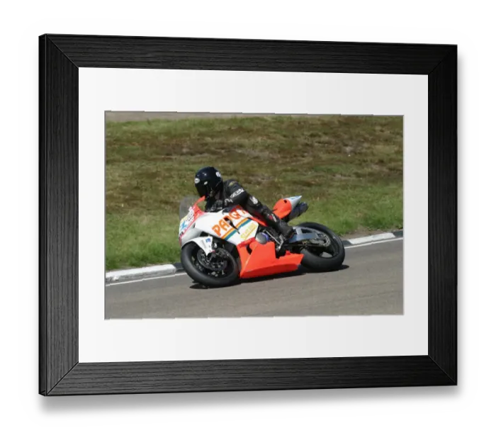 Framed Print : Ian Armstrong (Honda) 2007 Supersport TT Framed Print : Ian Armstrong (Honda) 2007 Supersport TT