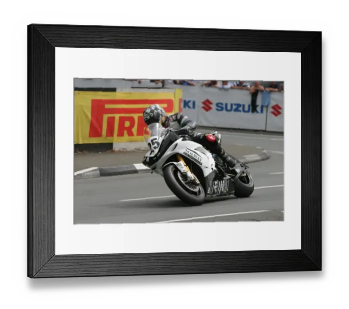 Framed Print : Chris Palmer (Yamaha) 2007 Senior TT
